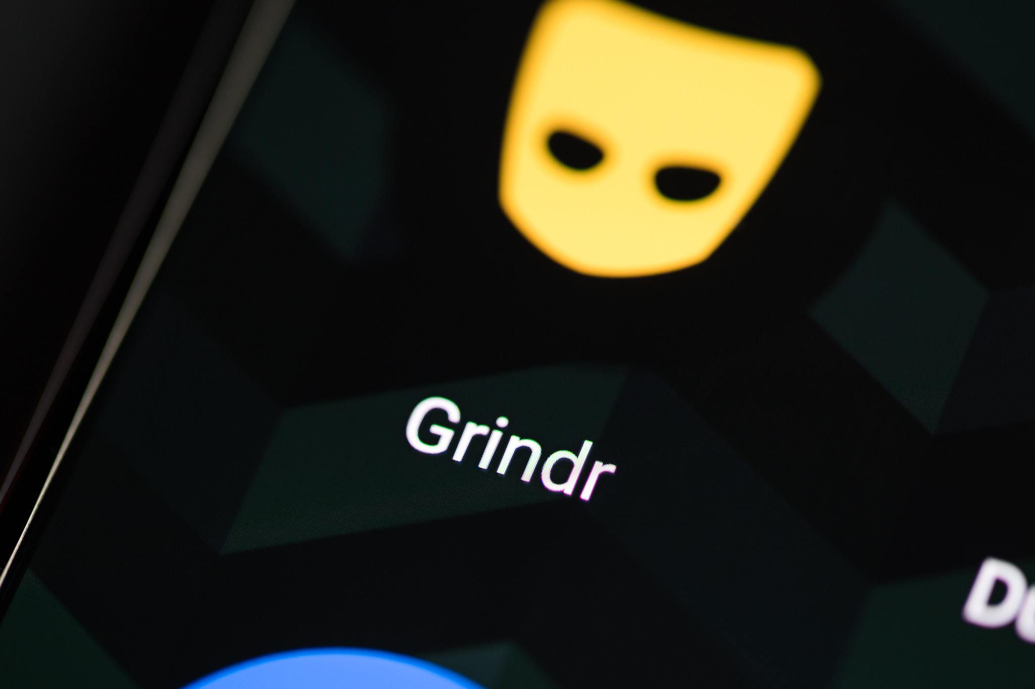 Grindr - une application de rencontre destinée  aux hommes gays